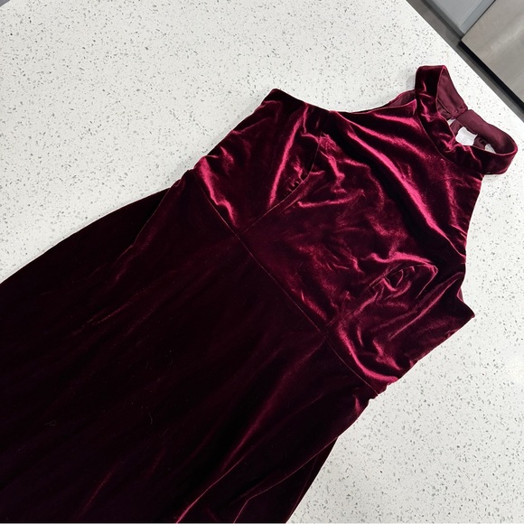 Superfoxx Ruffled Hem Velvet Midi Halter Cocktail Dress sz M - Picture 3 of 6